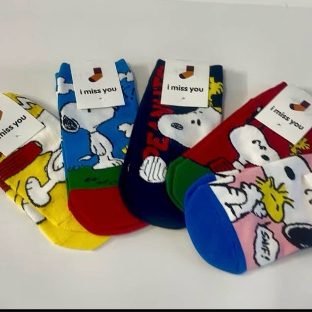 Snoopy Character Socks - Picture 4 of 5